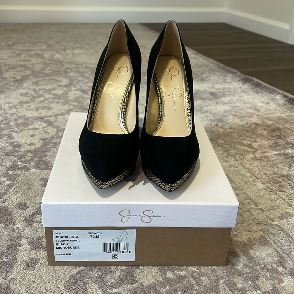 Jessica Simpson Analista heels 7.5
